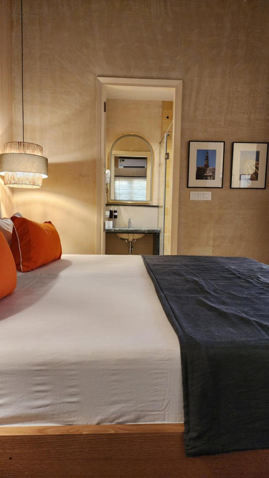 Hostel J House Near Bhikaji New Delhi